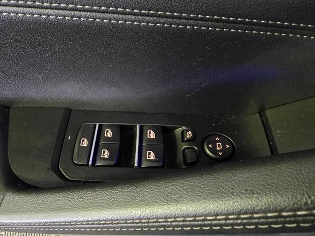 Photo of 2023 Black Sapphire Metallic BMW X6