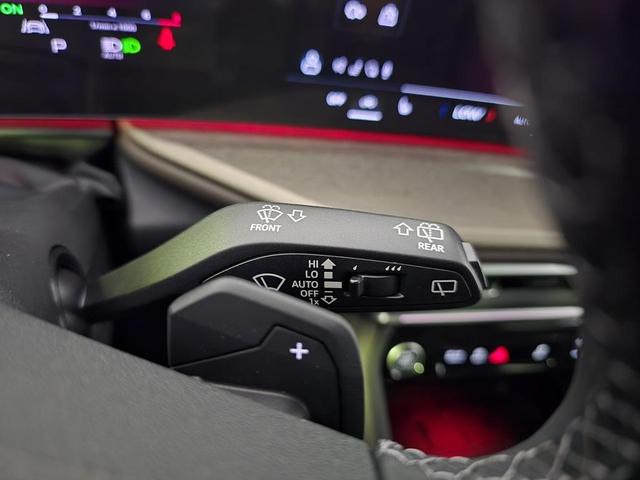 Photo of 2025 Grenadine Red Metallic Audi Q5