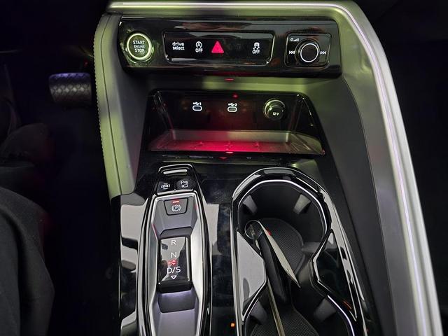 Photo of 2025 Mythos Black Metallic Audi Q5