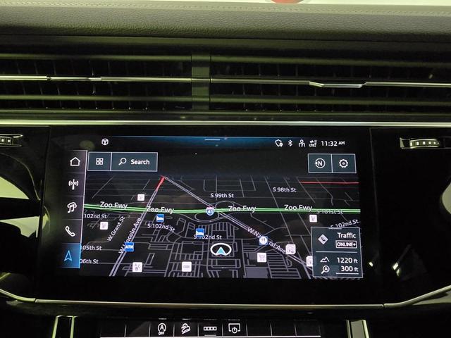 Photo of 2025 Mythos Black Metallic Audi Q7