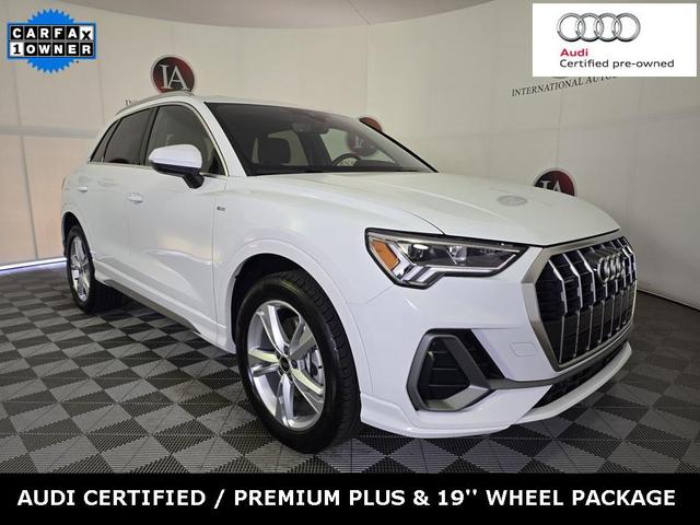 Photo of 2024 Glacier White Metallic Audi Q3