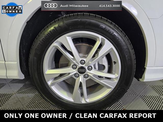 Photo of 2024 Glacier White Metallic Audi Q3