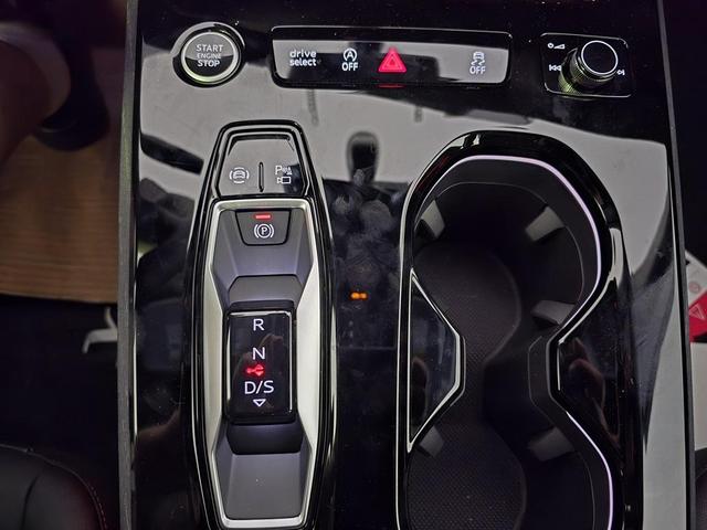 Photo of 2025 Arkona White Audi A5