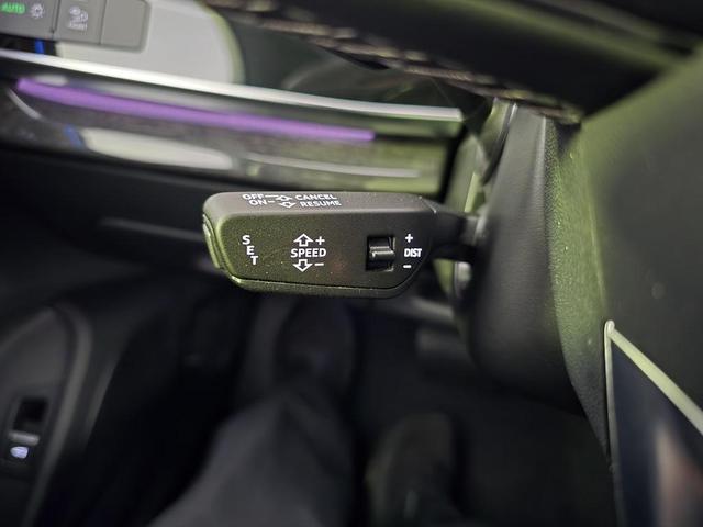Photo of 2025 Glacier White Metallic Audi Q7