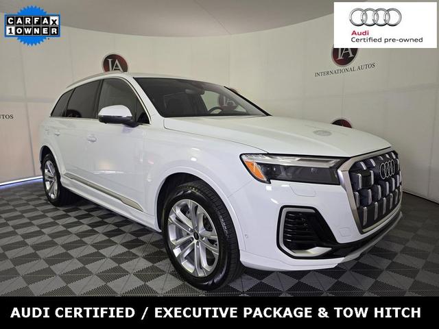 Photo of 2025 Glacier White Metallic Audi Q7