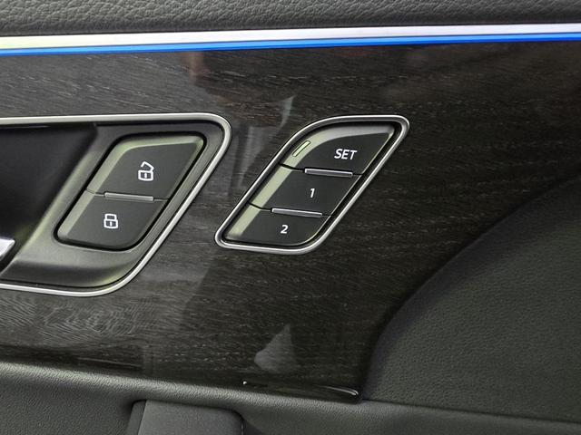 Photo of 2025 Glacier White Metallic Audi Q7