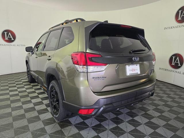 Photo of 2024 Autumn Green Metallic Subaru Forester