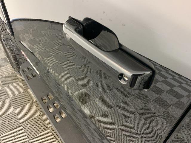 Photo of 2024 Agate Black Metallic Ford F-350