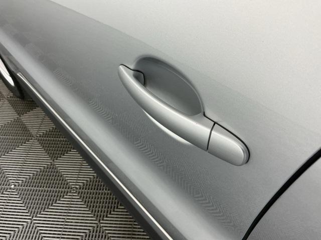 Photo of 2012 Reflex Silver Metallic Volkswagen Tiguan