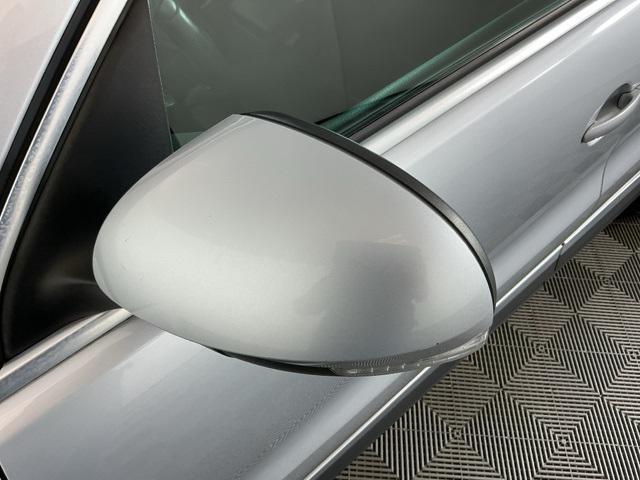 Photo of 2012 Reflex Silver Metallic Volkswagen Tiguan