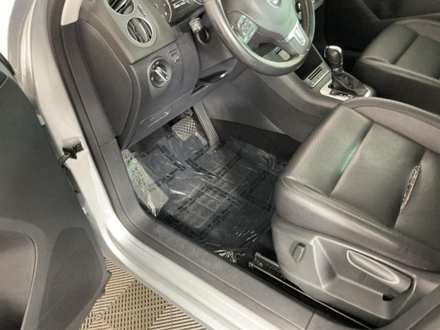 Photo of 2012 Reflex Silver Metallic Volkswagen Tiguan