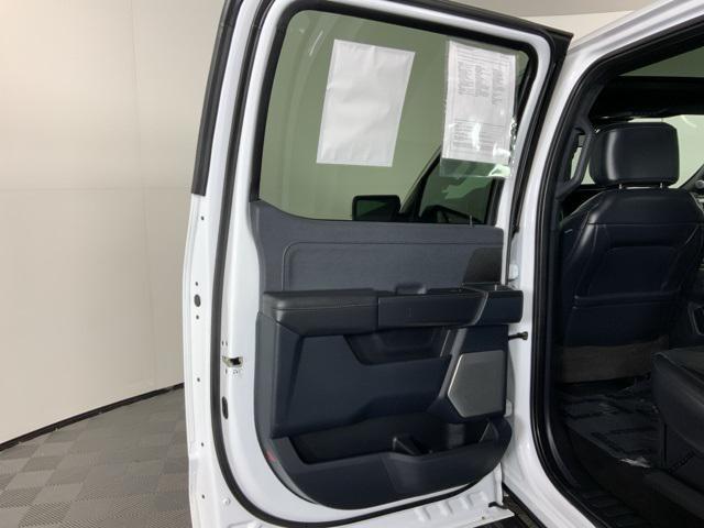 Photo of 2022 Oxford White Ford F-150