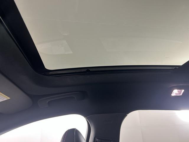 Photo of 2025 White Metallic Ford Escape