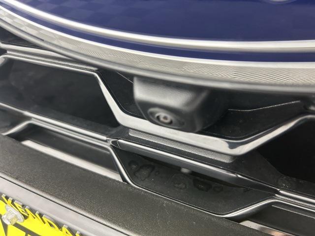 Photo of 2025 White Metallic Ford Escape