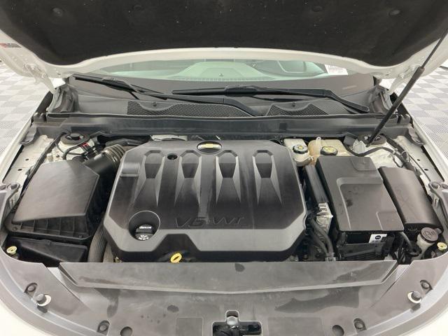 Photo of 2019 Summit White Chevrolet Impala