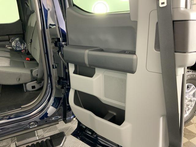 Photo of 2025 Antimatter Blue Metallic Ford F-350
