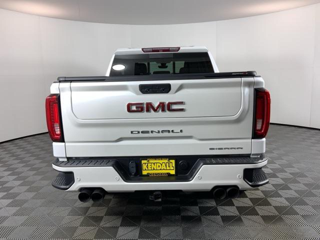 Photo of 2019 White Frost Tricoat GMC Sierra 1500