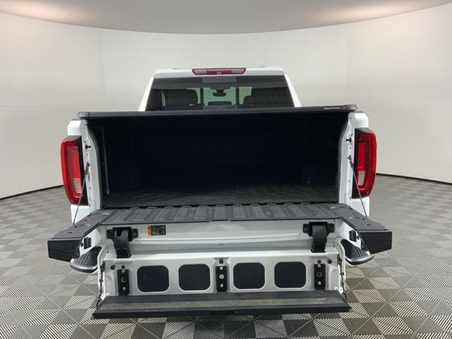 Photo of 2019 White Frost Tricoat GMC Sierra 1500