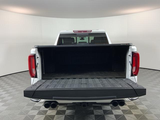 Photo of 2019 White Frost Tricoat GMC Sierra 1500