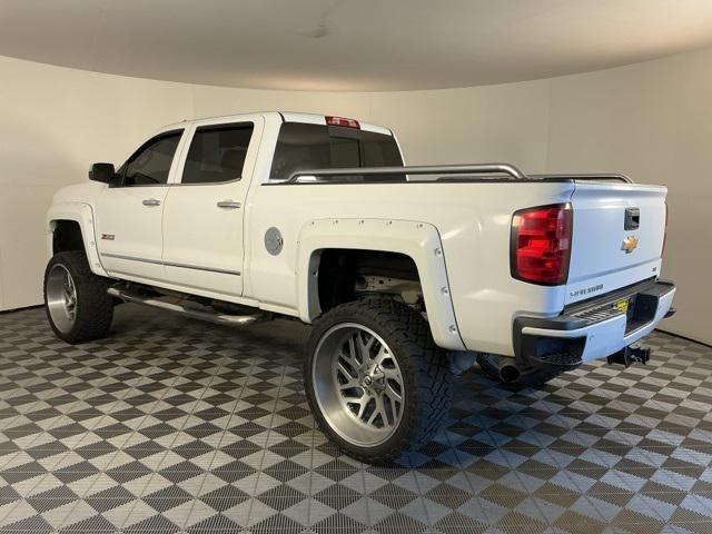 Photo of 2015 Summit White Chevrolet Silverado 2500