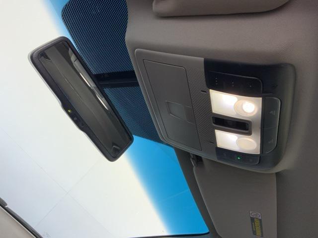 Photo of 2011 Polished Metal Metallic Acura MDX