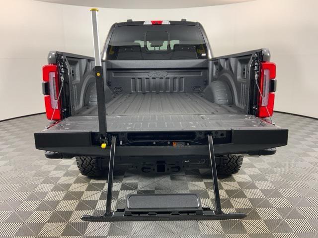 Photo of 2025 Agate Black Metallic Ford F-250
