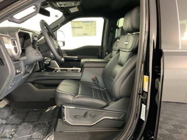 Photo of 2025 Agate Black Metallic Ford F-250