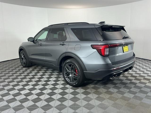 Photo of 2025 Carbonized Gray Metallic Ford Explorer