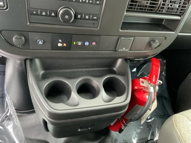 Photo of 2020 Summit White GMC Savana 2500