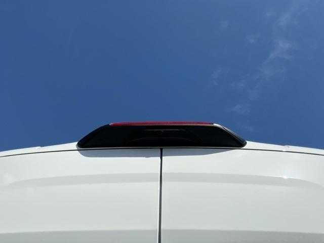 Photo of 2025 Oxford White Ford Transit-250