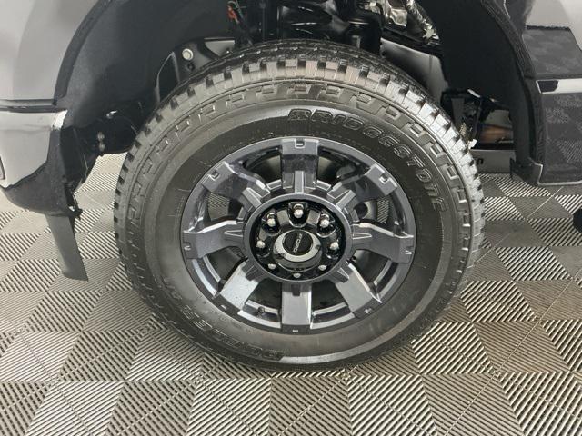 Photo of 2026 Agate Black Metallic Ford F-350