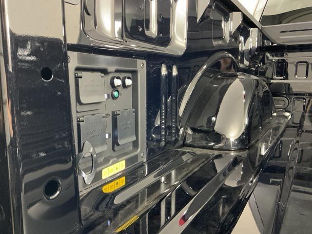 Photo of 2025 Agate Black Metallic Ford F-150 Lightning