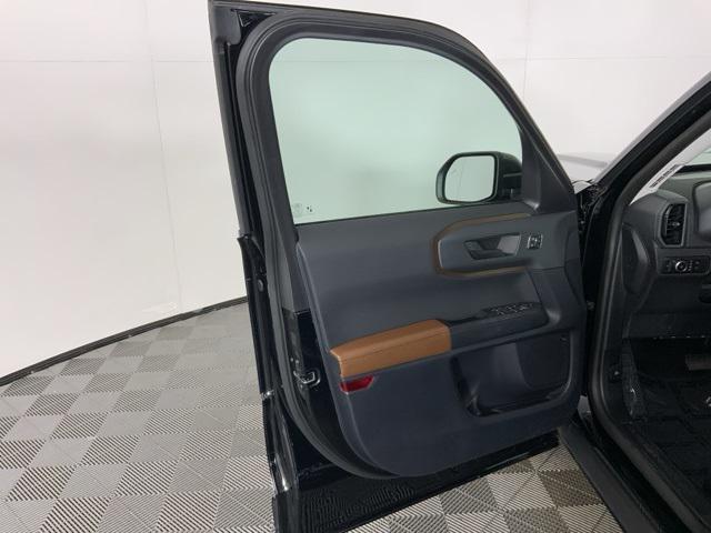 Photo of 2023 Shadow Black Ford Bronco Sport