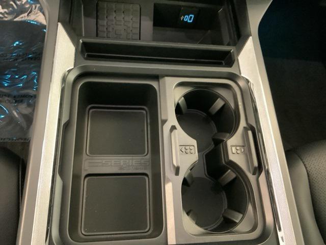 Photo of 2025 Agate Black Metallic Ford F-350