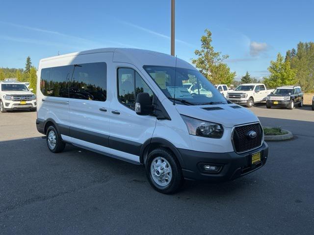 Photo of 2025 Oxford White Ford Transit-350