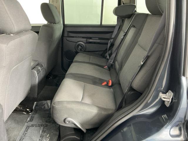 Photo of 2008 Steel Blue Clearcoat Metallic Jeep Commander