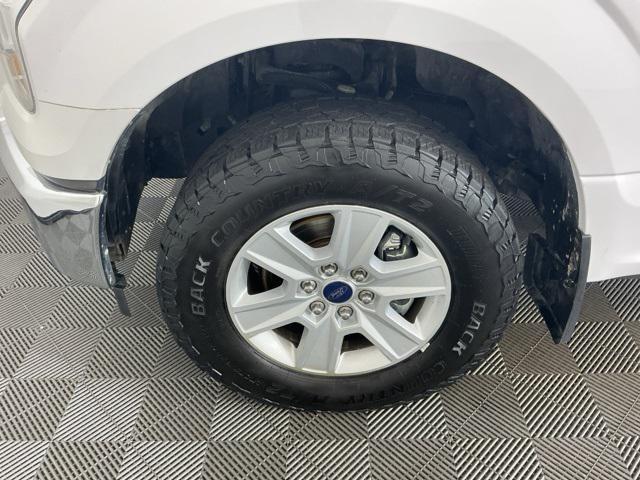 Photo of 2017 Oxford White Ford F-150
