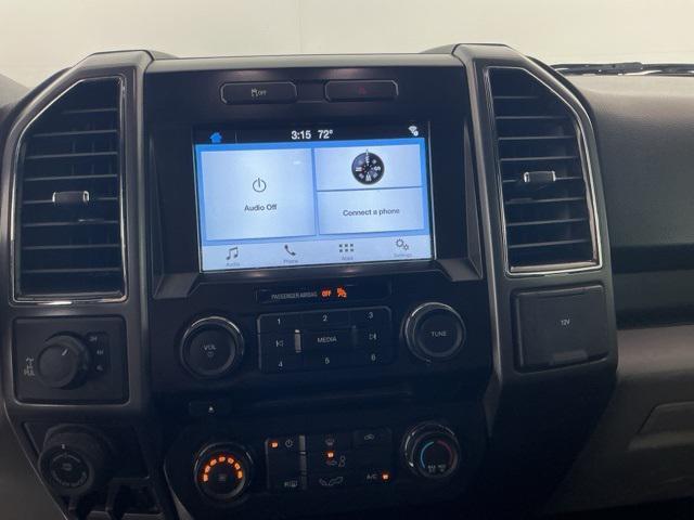 Photo of 2017 Oxford White Ford F-150