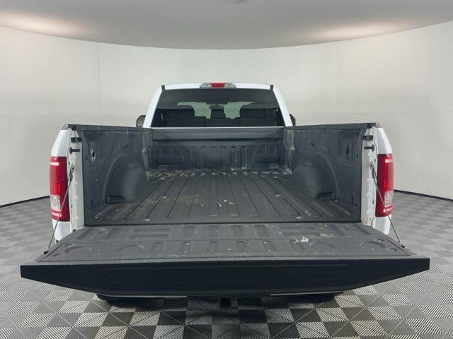 Photo of 2017 Oxford White Ford F-150