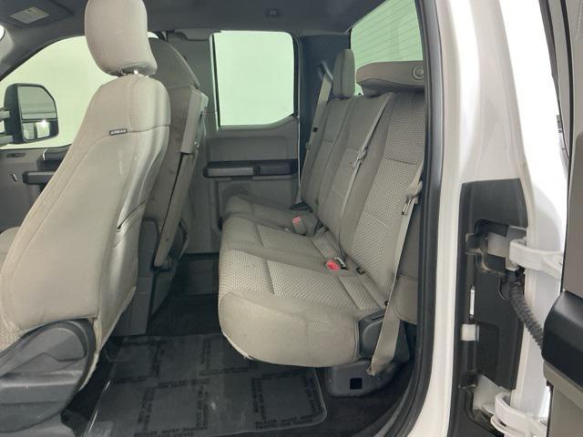 Photo of 2017 Oxford White Ford F-150