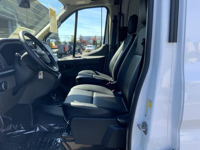 Photo of 2025 Oxford White Ford Transit-350