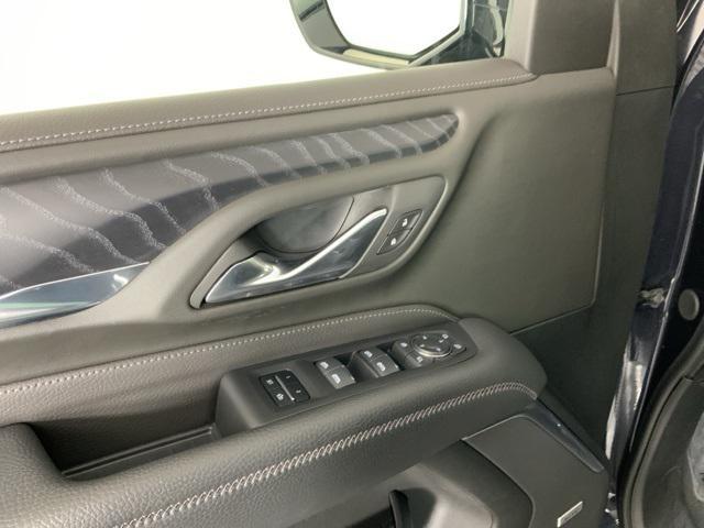 Photo of 2024 Titanium Rush Metallic GMC Yukon XL