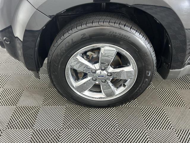 Photo of 2010 Black Ford Escape
