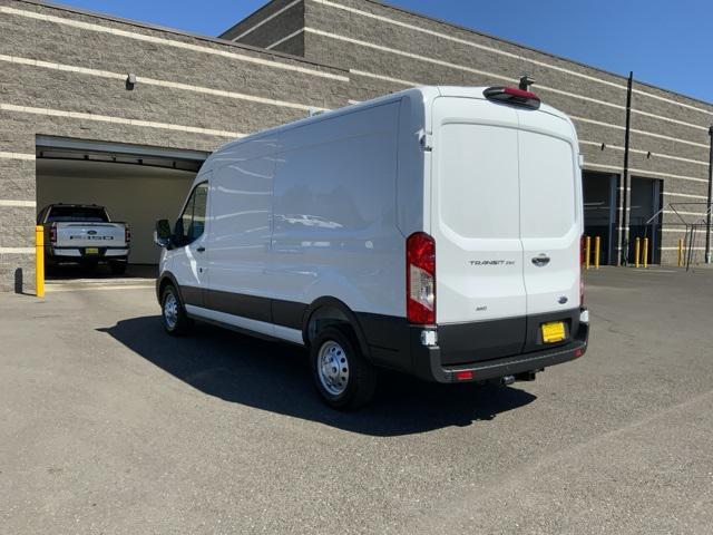 Photo of 2025 Oxford White Ford Transit-250