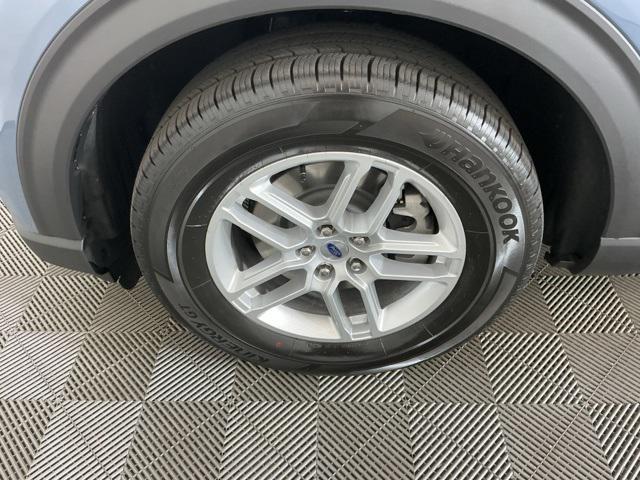 Photo of 2025 Vapor Blue Metallic Ford Explorer