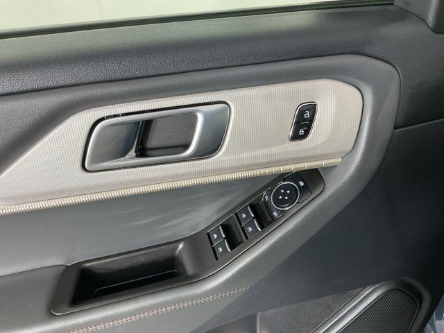 Photo of 2025 Vapor Blue Metallic Ford Explorer