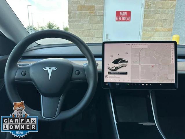 Photo of 2020 Pearl White Multi-Coat Tesla Model Y