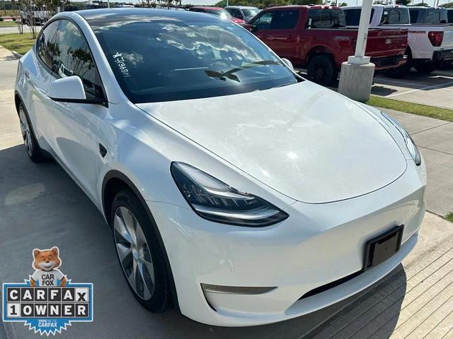 Photo of 2020 Pearl White Multi-Coat Tesla Model Y