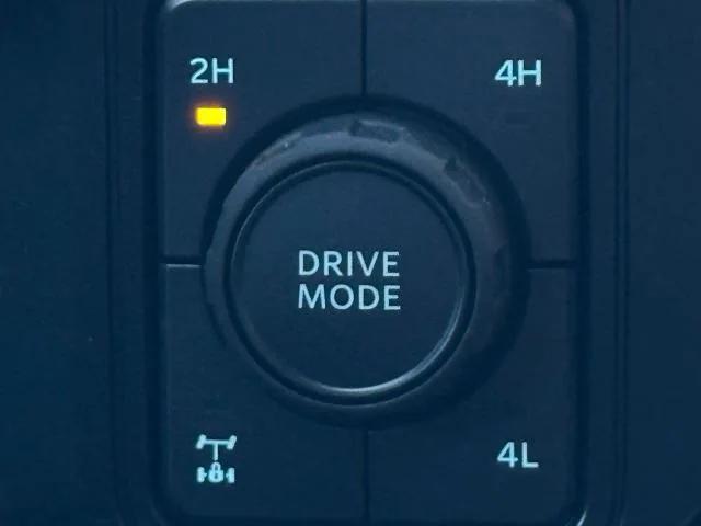 Photo of 2025 Star White Ford F-250