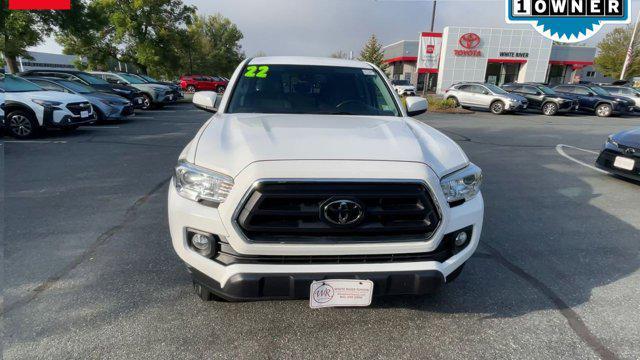 Photo of 2022 White Toyota Tacoma